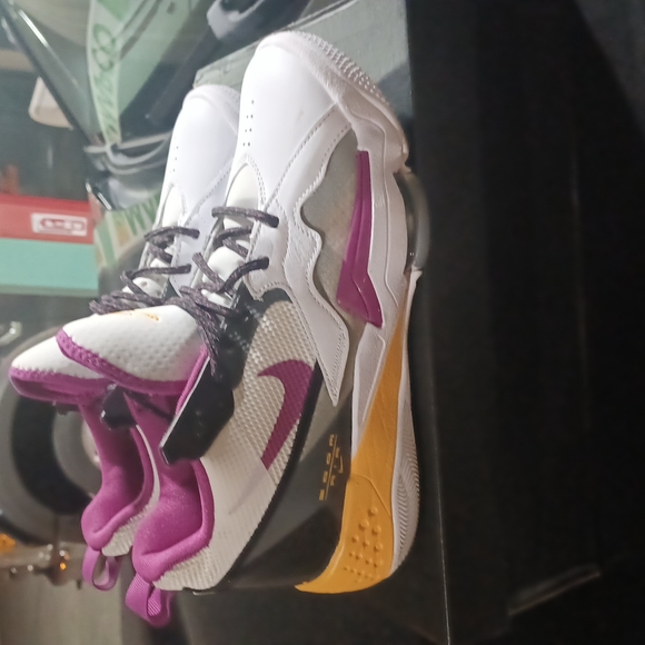 Jordan Zoom Air - Picture 2 of 10